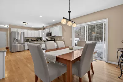 38 Buckingham Drive, Londonderry, NH 03053 - Photo 14