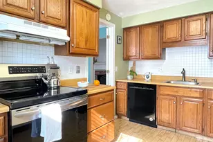 14 Colonial Square, Peterborough, NH 03458 - Photo 22