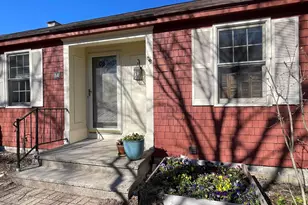 14 Colonial Square, Peterborough, NH 03458 - Photo 2