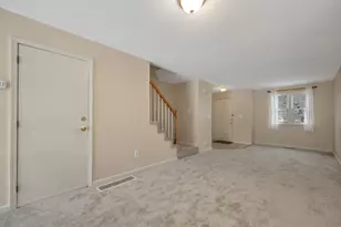 543 Fox Hollow Way, Manchester, NH 03104 - Photo 18