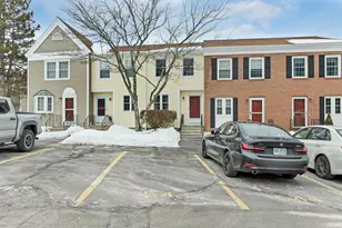 543 Fox Hollow Way, Manchester, NH 03104 - Photo 4