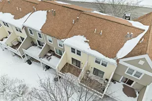 543 Fox Hollow Way, Manchester, NH 03104 - Photo 8