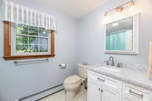 674 Elm St, Laconia, NH 03246 - Photo 26