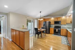 28 Linden Dr, Hampstead, NH 03826 - Photo 6