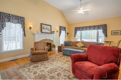 31 Bear Run Drive, Litchfield, NH 03052 - Photo 14