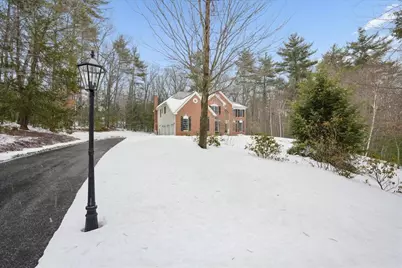 14 Bills Way, Bedford, NH 03110 - Photo 4