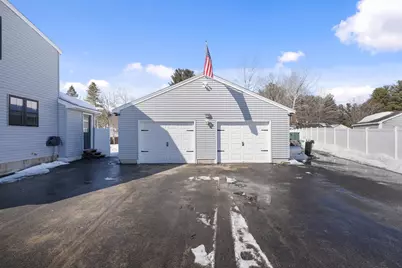 26 Eayers Pond Road, Hudson, NH 03051 - Photo 2