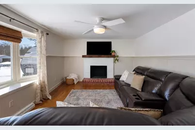 26 Eayers Pond Road, Hudson, NH 03051 - Photo 10