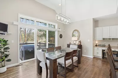 29 Hancock Drive, Bedford, NH 03110 - Photo 12