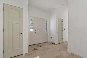 8 Wiley Hill Rd, Londonderry, NH 03053 - Photo 12