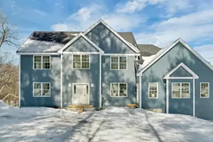 8 Wiley Hill Rd, Londonderry, NH 03053 - Photo 1