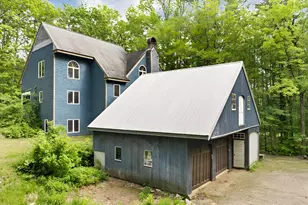 11 Bonney Shores Rd, Meredith, NH 03253 - Photo 2