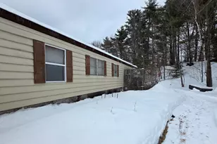 28 Vaillancourt Dr, New Ipswich, NH 03071 - Photo 4