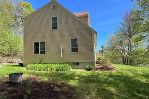 15 Chevey Hill Rd, Weare, NH 03281 - Photo 6