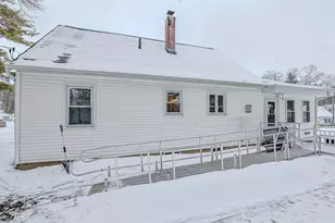 29 Salem St, Manchester, NH 03102 - Photo 32