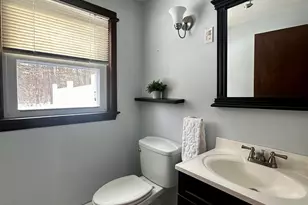 162 Tina Dr, Pembroke, NH 03275 - Photo 10