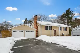 2 Doncaster Dr, Nashua, NH 03062 - Photo 2