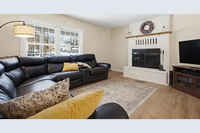 2 Doncaster Drive, Nashua, NH 03062 - Photo 12