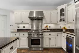 25 Hawk Dr, Bedford, NH 03110 - Photo 18