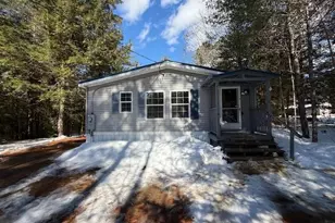 4 Stetson Dr, Campton, NH 03223 - Photo 1