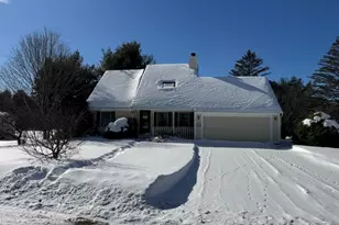 32 Bellview Dr, Swanzey, NH 03446 - Photo 2