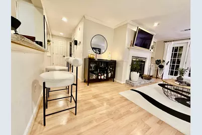 185 Eastern Avenue #202, Manchester, NH 03104 - Photo 16