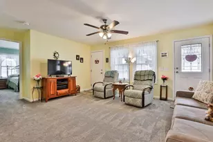 21 Fairfield Dr, Concord, NH 03301 - Photo 8