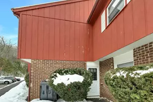 30 South St, Laconia, NH 03246 - Photo 4