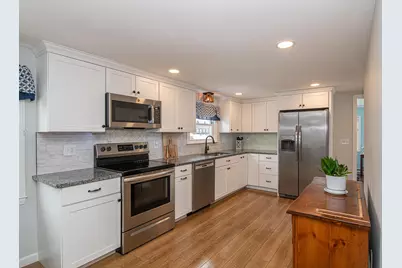 169 Central Street, Hudson, NH 03051 - Photo 4