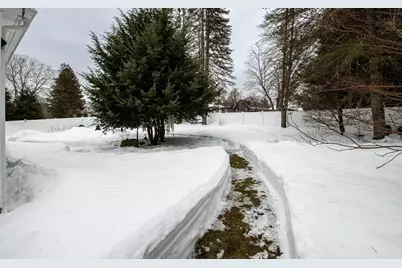 169 Central Street, Hudson, NH 03051 - Photo 26