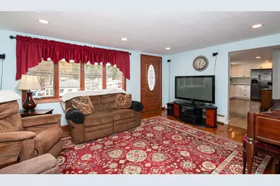 169 Central Street, Hudson, NH 03051 - Photo 10