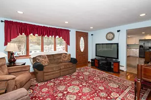 169 Central St, Hudson, NH 03051 - Photo 10