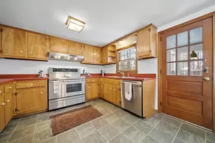 64 Lake St, Salem, NH 03079 - Photo 12