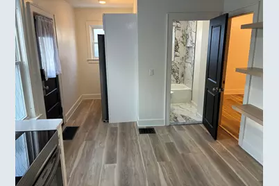 346 Lake Avenue, Manchester, NH 03103 - Photo 14