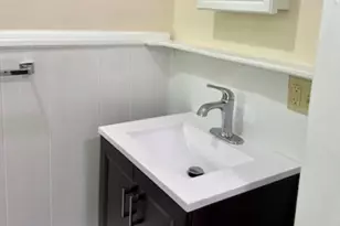 22 Tracy St, Lebanon, NH 03784 - Photo 16