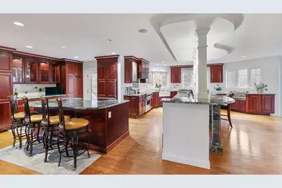 37 Brady Avenue, Salem, NH 03079 - Photo 8