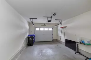 9 Westchester Ct, Hudson, NH 03051 - Photo 22