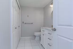 9 Westchester Ct, Hudson, NH 03051 - Photo 14