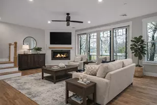 24 Little Bay Dr, Dover, NH 03820 - Photo 1