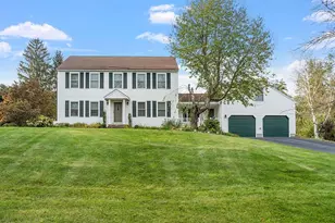 8 Rock N Pines Rd, Fremont, NH 03044 - Photo 1