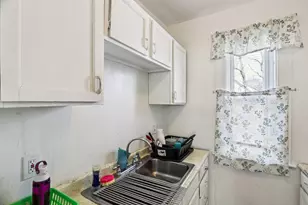 424 Cedar St, Manchester, NH 03103 - Photo 18