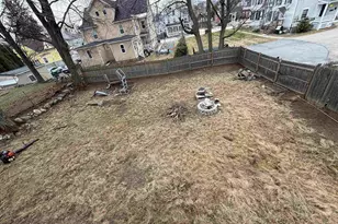 32 Norton St, Nashua, NH 03064 - Photo 2