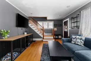 22 Belknap St, Laconia, NH 03246 - Photo 4