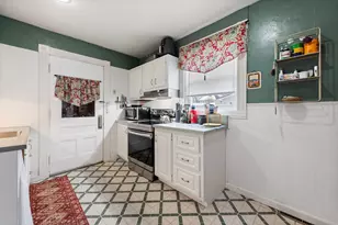 22 Belknap St, Laconia, NH 03246 - Photo 24