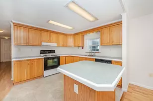 153 Eagle Dr, Rochester, NH 03868 - Photo 6