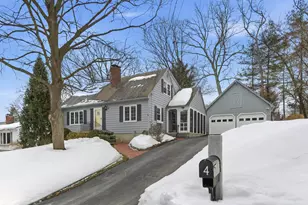 4 Nightingale Rd, Nashua, NH 03062 - Photo 1