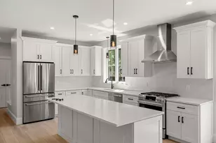 5 Highland Ave, Salem, NH 03079 - Photo 4