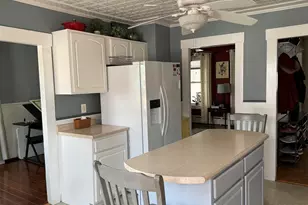 29 Elkins St, Franklin, NH 03235 - Photo 4