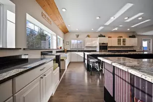 15 Churchill Way, Lebanon, NH 03766 - Photo 8