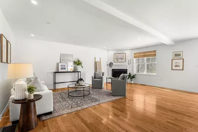 211 Woodview Way, Manchester, NH 03102 - Photo 8